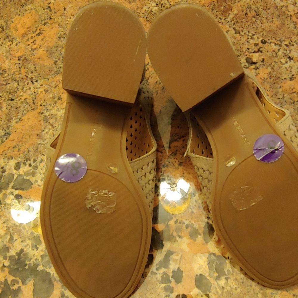 Shoes - Picture 6 of 6